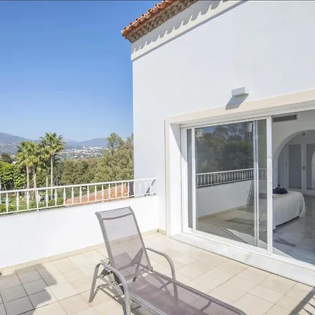 Villa De Lujo Elegante En Con Jardin Exuberante - Es-175-42 Marbella